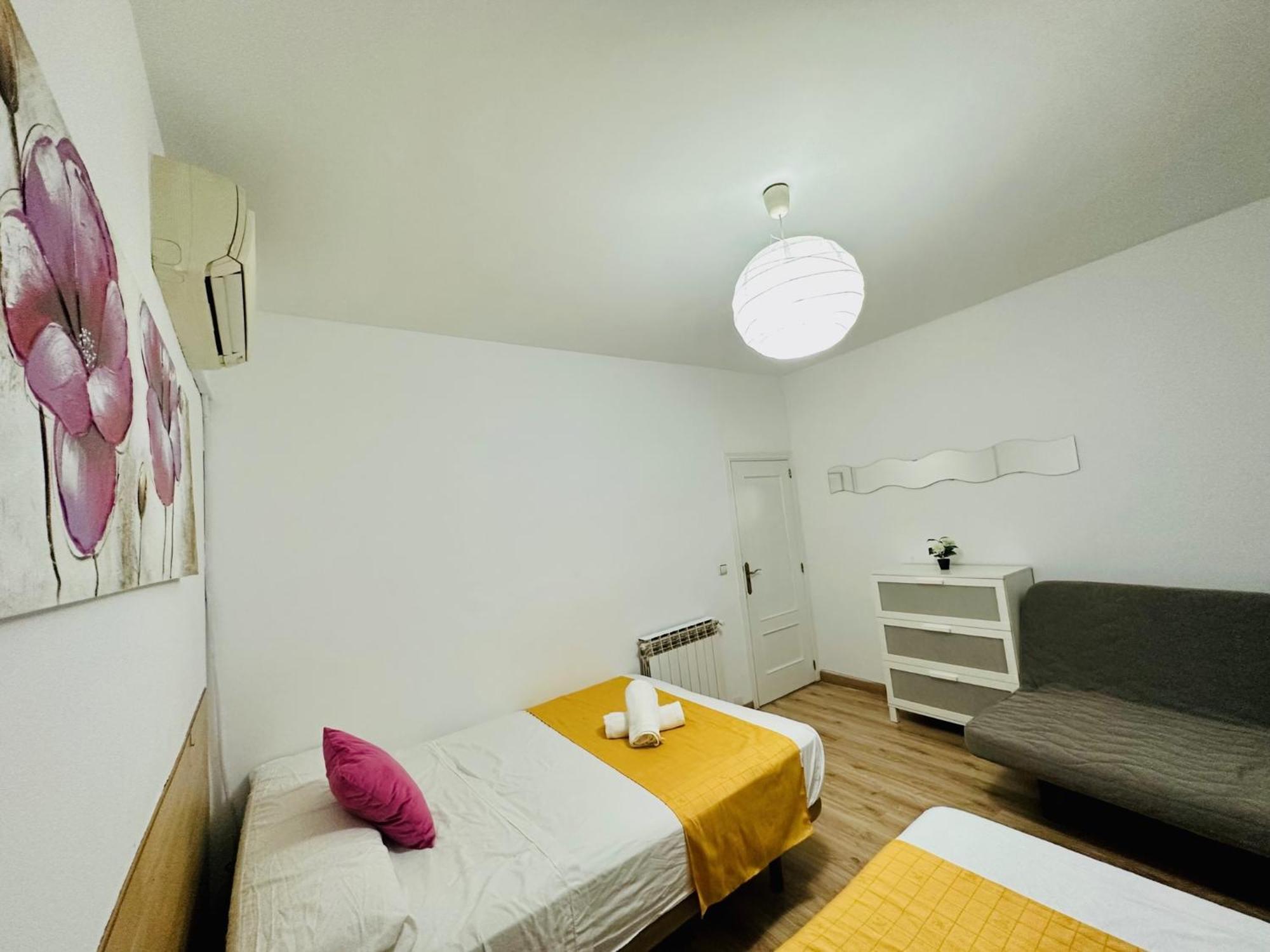 Punta Me Rooms In The Best Location Of Madrid Downtown Exteriör bild