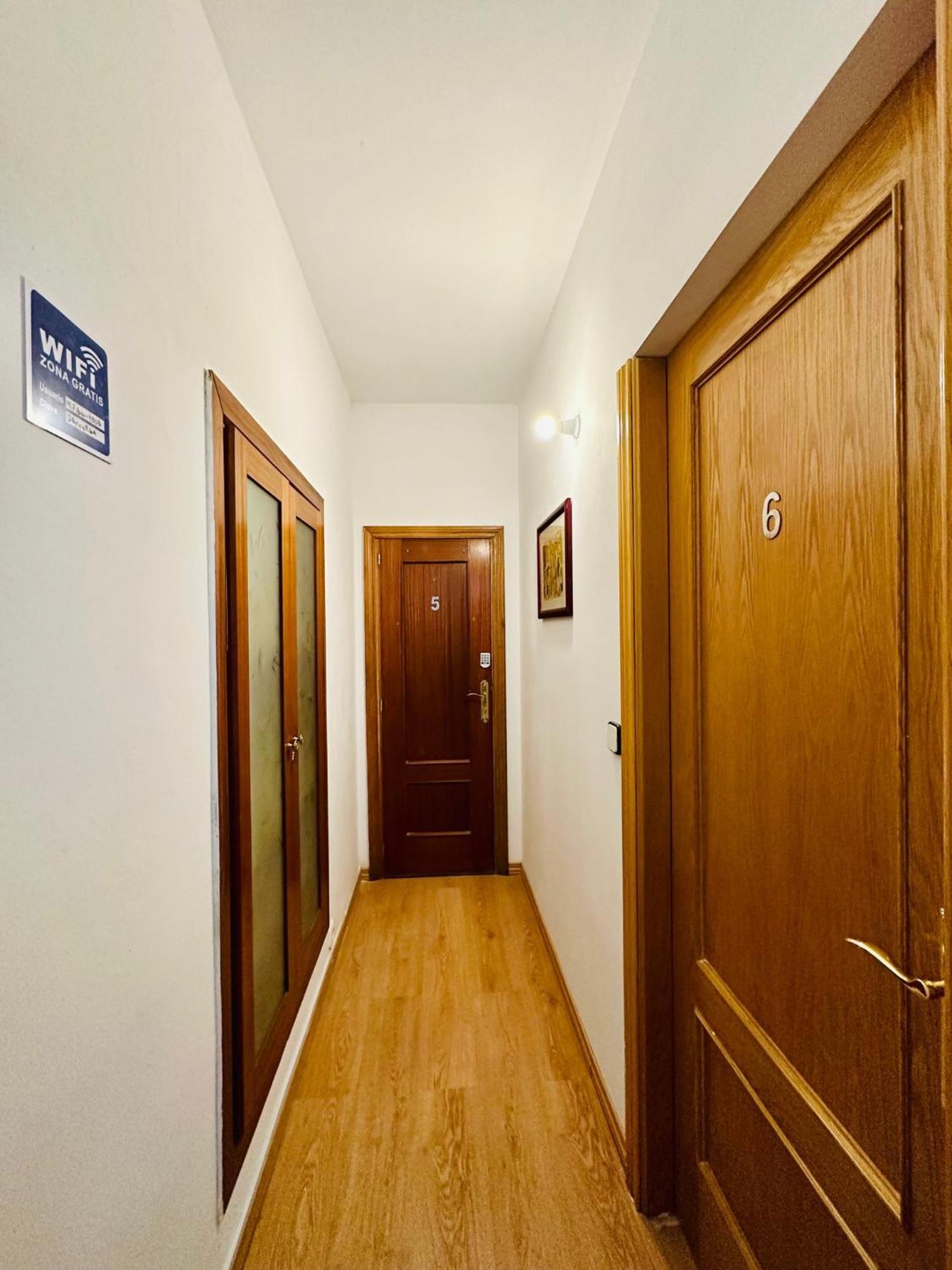 Punta Me Rooms In The Best Location Of Madrid Downtown Exteriör bild